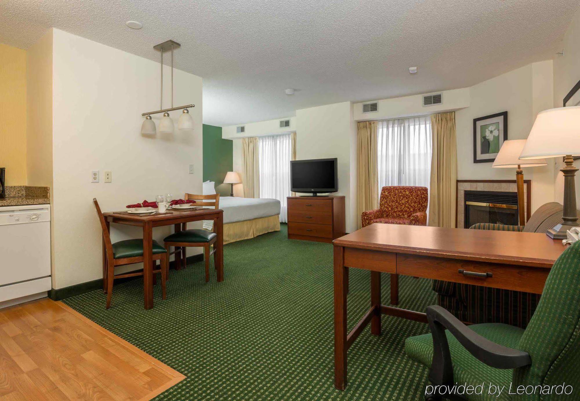 Residence Inn Houston North Екстер'єр фото