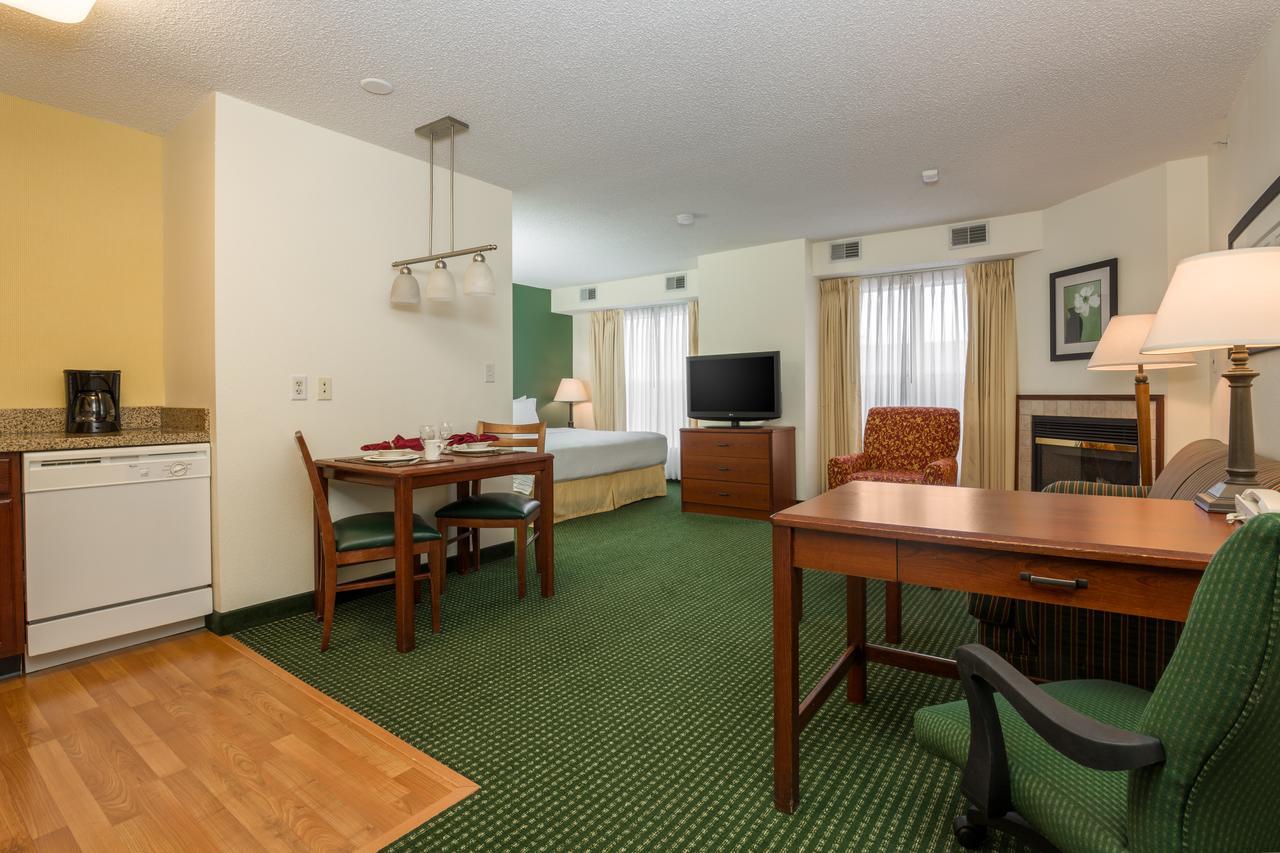 Residence Inn Houston North Екстер'єр фото