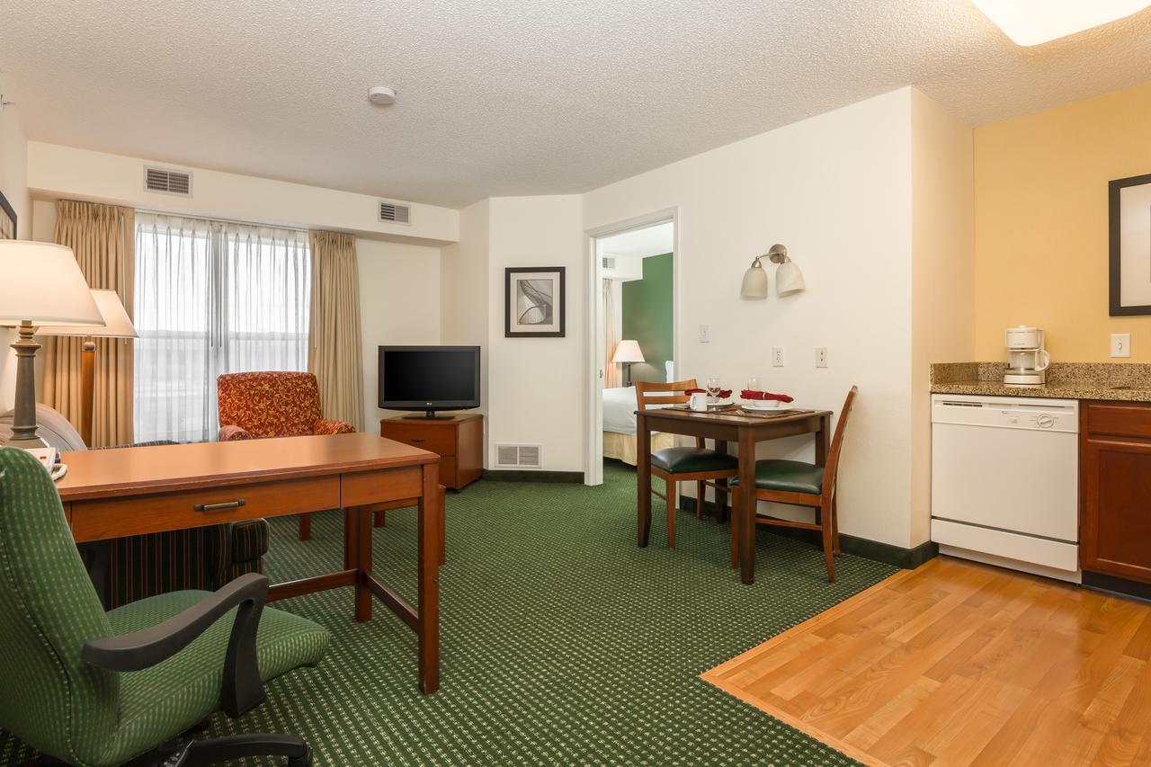 Residence Inn Houston North Екстер'єр фото