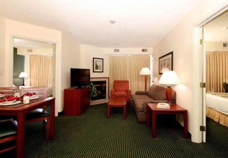Residence Inn Houston North Екстер'єр фото