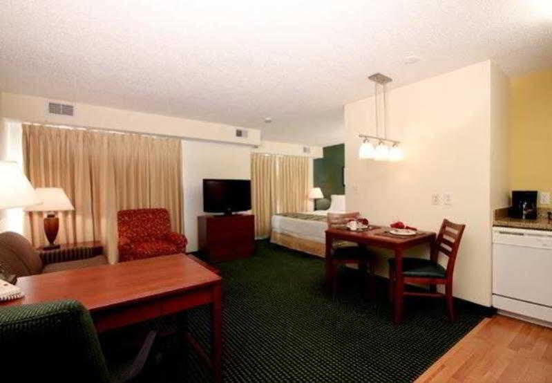 Residence Inn Houston North Екстер'єр фото