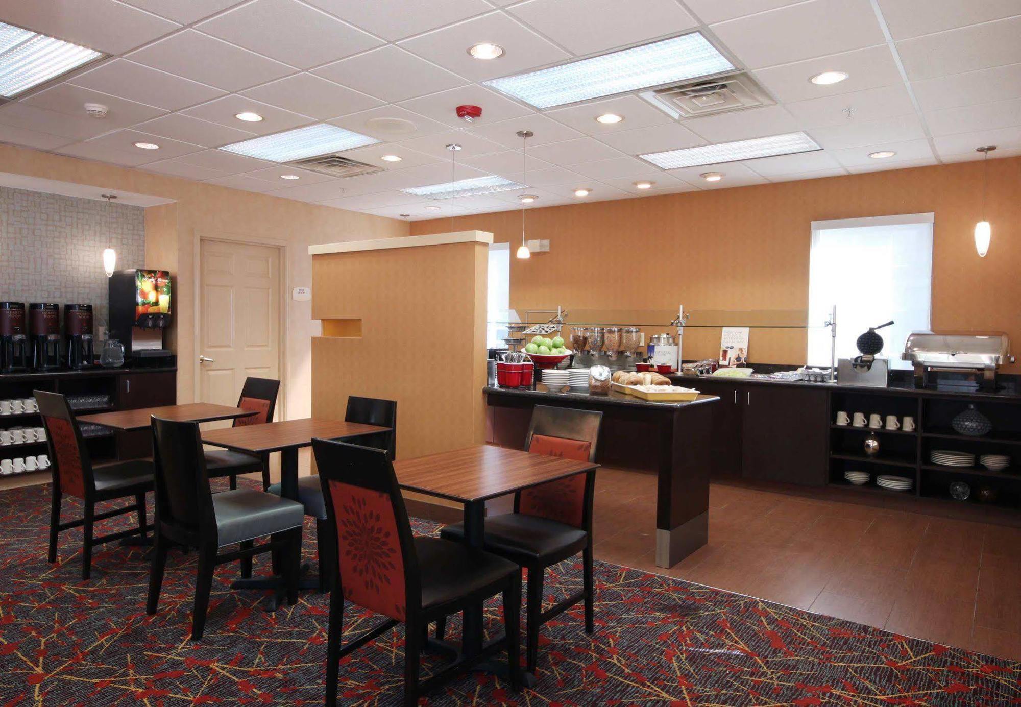 Residence Inn Houston North Ресторан фото