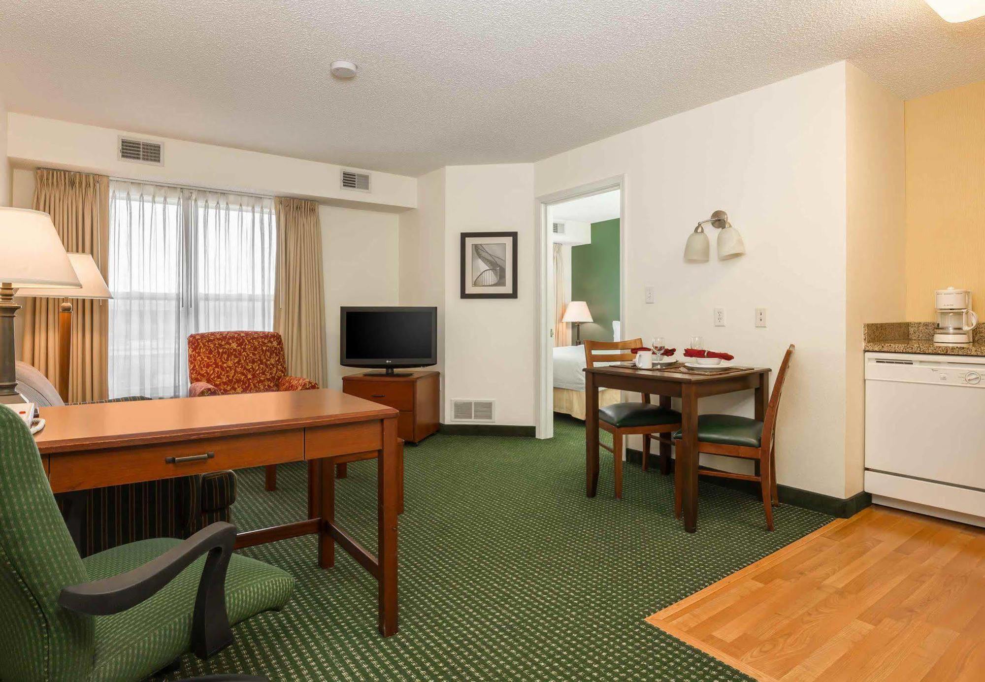Residence Inn Houston North Екстер'єр фото